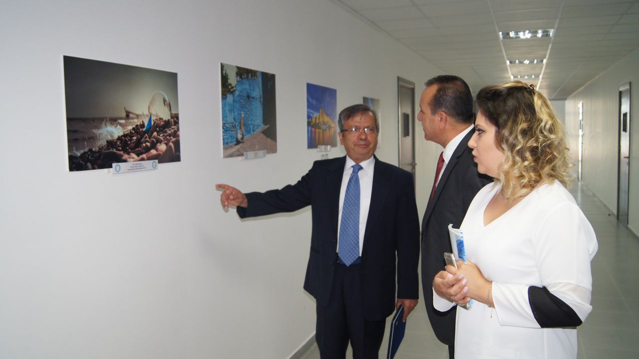Turizm ve Çevre Bakanı Fikri ATAOĞLU Girne Üniversitesi’ni Ziyaret Etti
