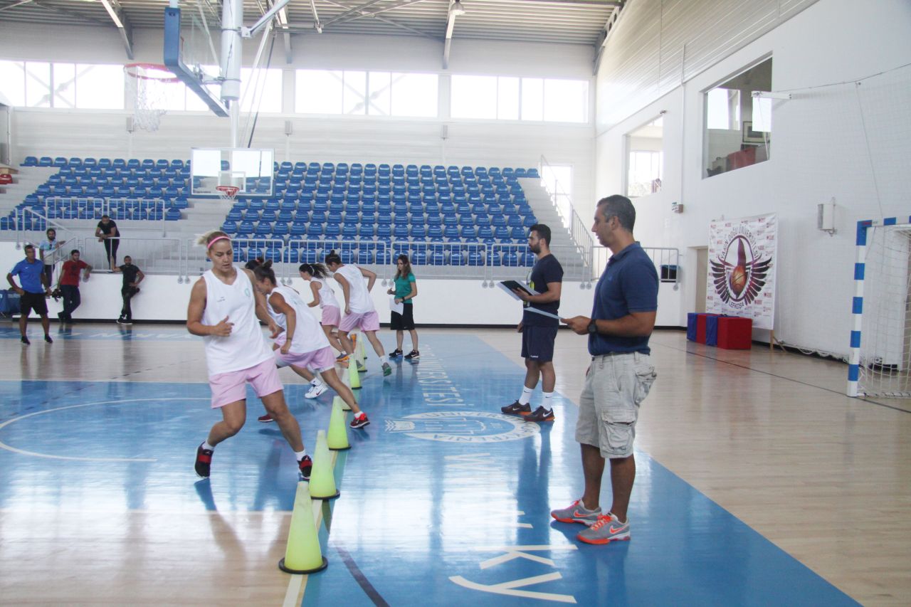 Girne Üniversitesi Kadın Basketbol Takımı “Dr. Suat GÜNSEL Kupasına” Hazırlanıyor