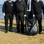 Alagadi Plajında Gönüllü Olarak Çöp Toplama Etkinliğinden Kareler